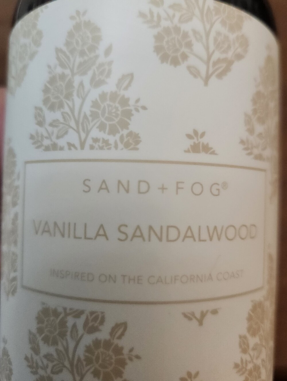 Sand + Fog Vanilla Sandalwood Hand Soap Wash 20oz NEW - Picture 3 of 4